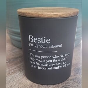 Bestie Vanilla Soy Candle, 14 OZ, NEW